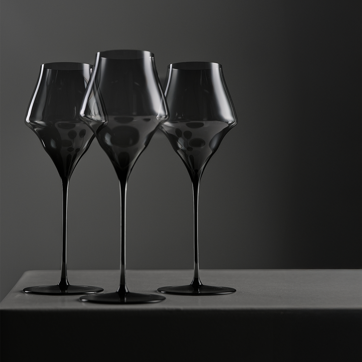 Three glasses of the new Josephine N° 4 Black Line Limited Edition