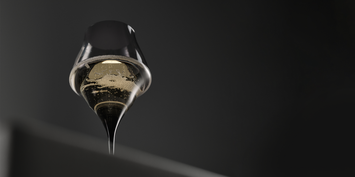 Josephine N° 4 – Black Line Limited Edition Champagne Glass